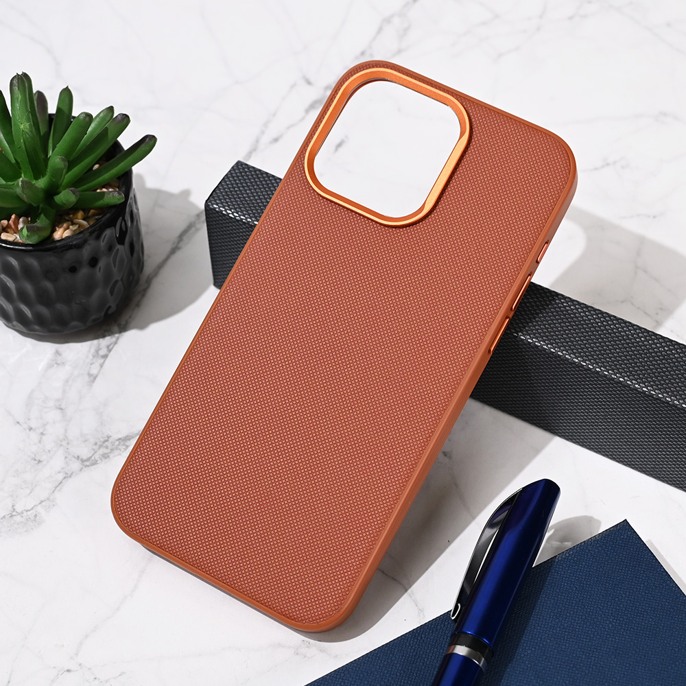 Torbica Urban Case za iPhone 15 Pro Max 6.7 braon