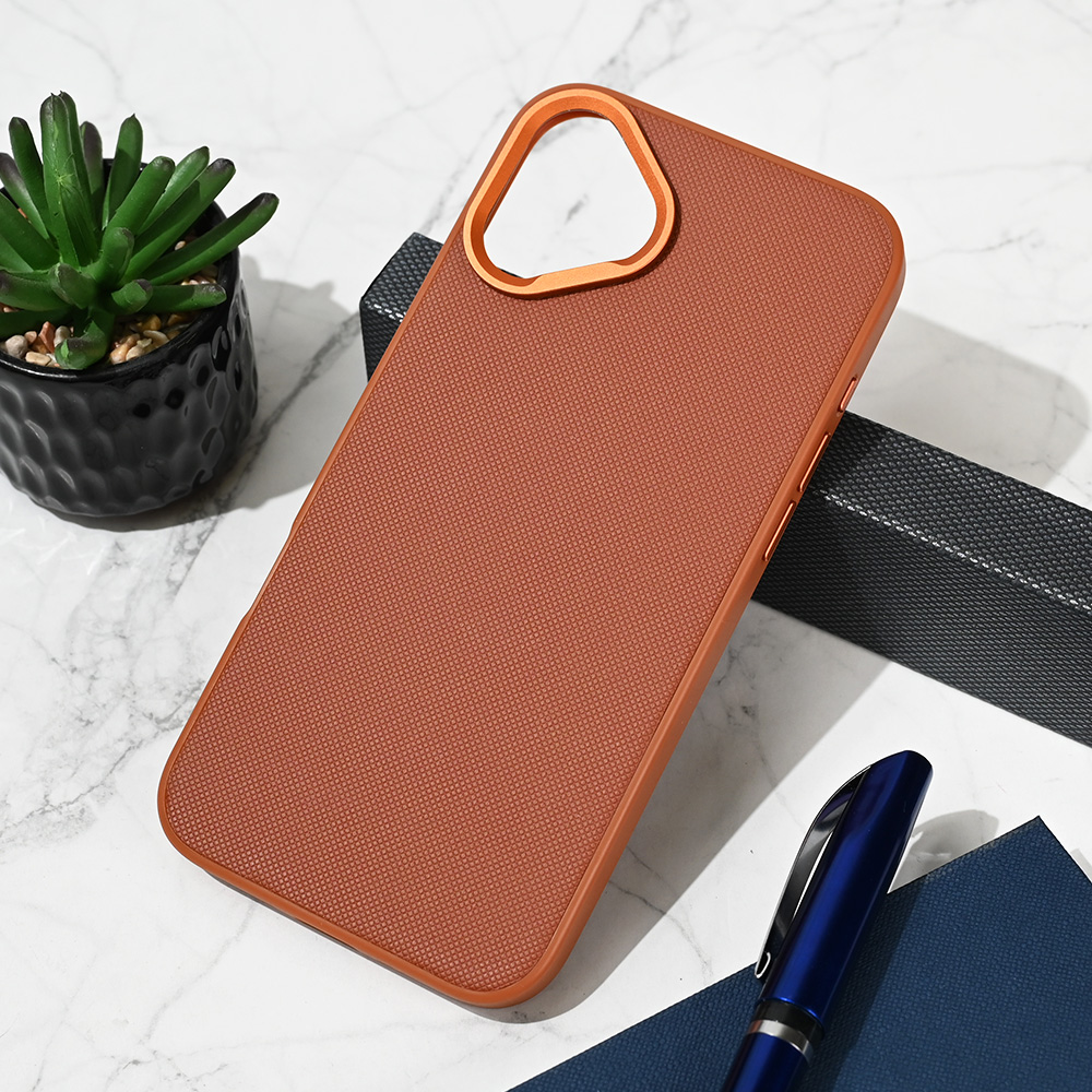 Torbica Urban Case za iPhone 16 Plus 6.7 braon