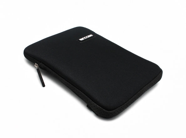 Torbica INCASE NEOPREN za Ipad mini crna