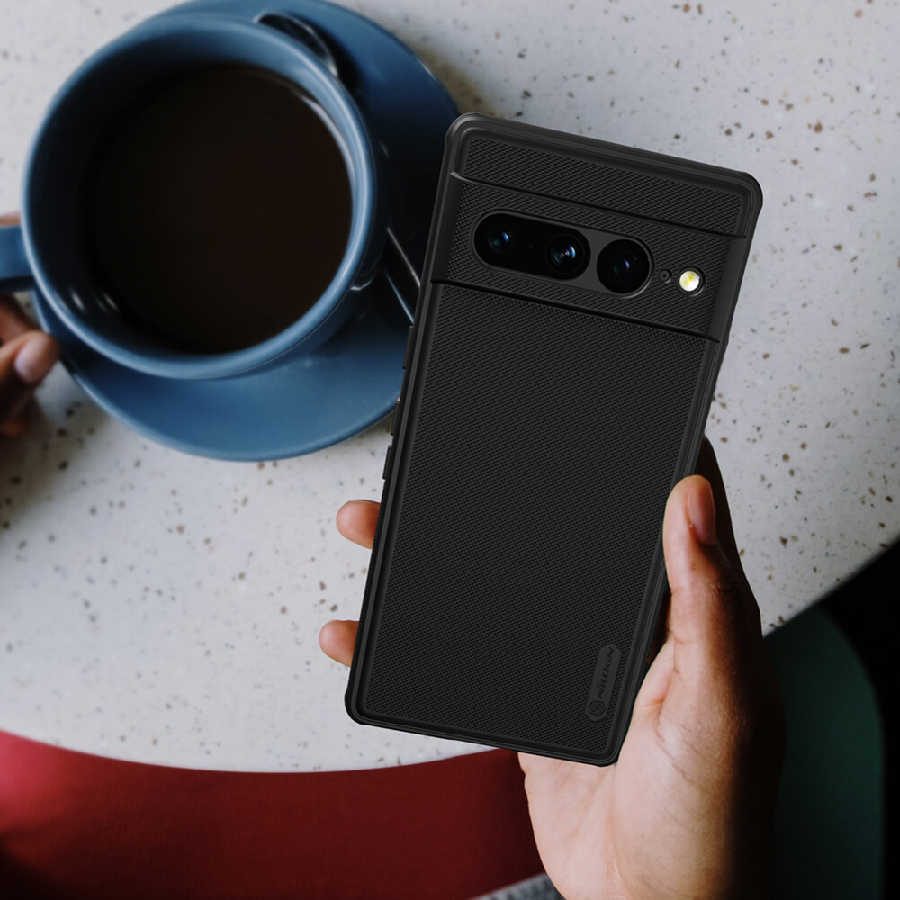 Torbica Nillkin Scrub Pro za Google Pixel 7 Pro crna