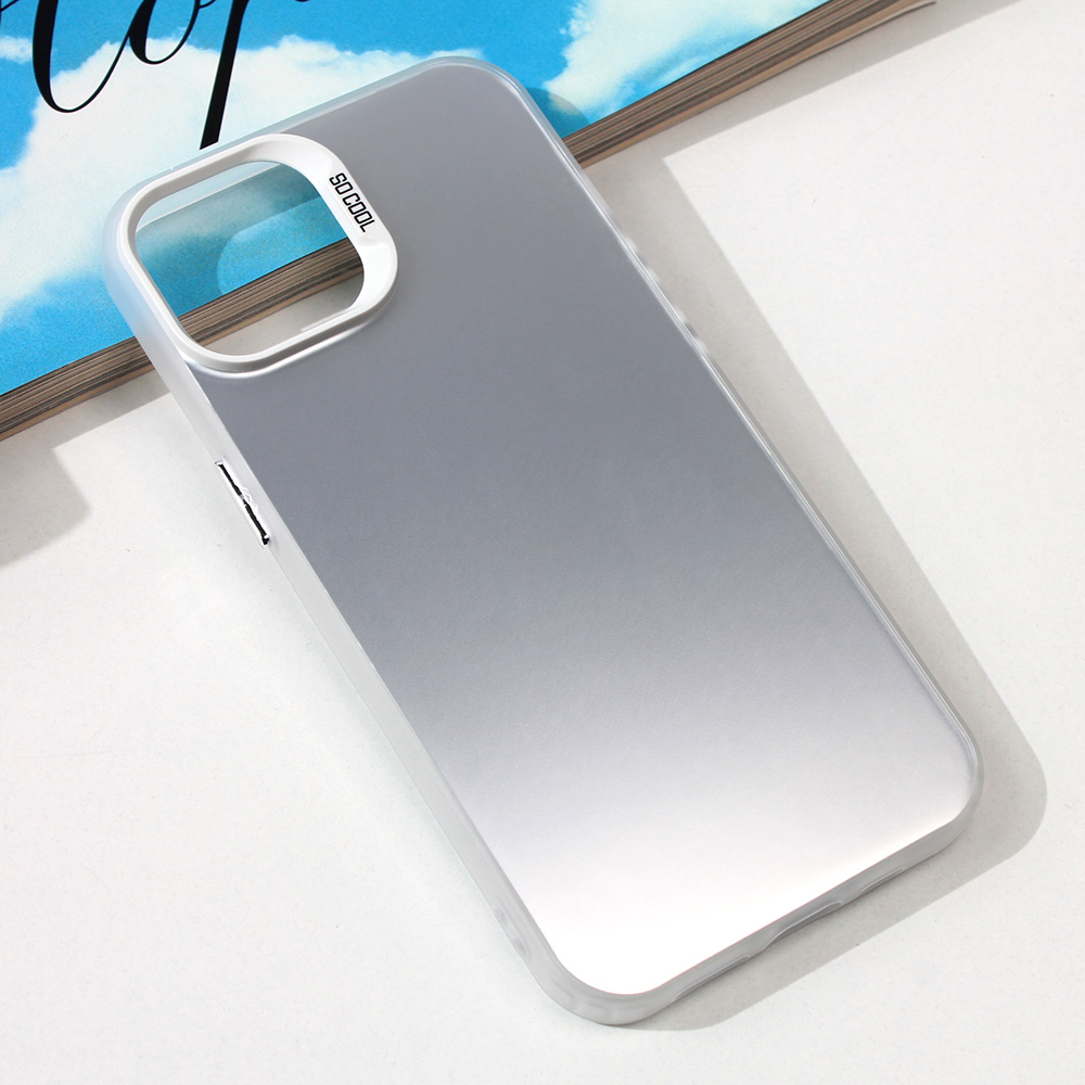 Torbica Clear za iPhone 15 6.1 srebrna