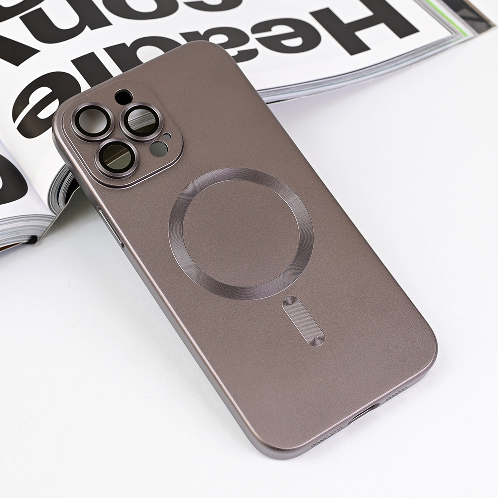 Torbica Magsafe Chrome za iPhone 13 Pro Max 6.7 siva