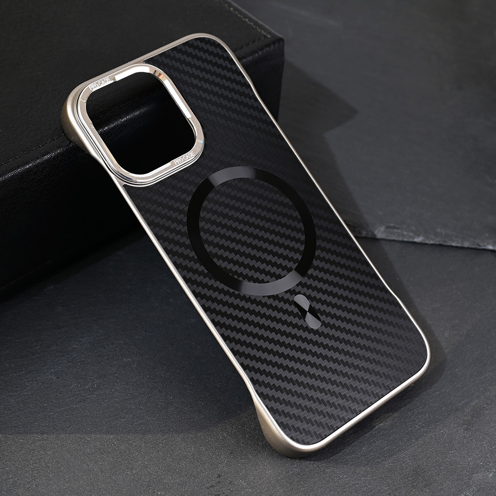 Torbica Magsafe Carbon za iPhone 16 Pro Max 6.9 crna