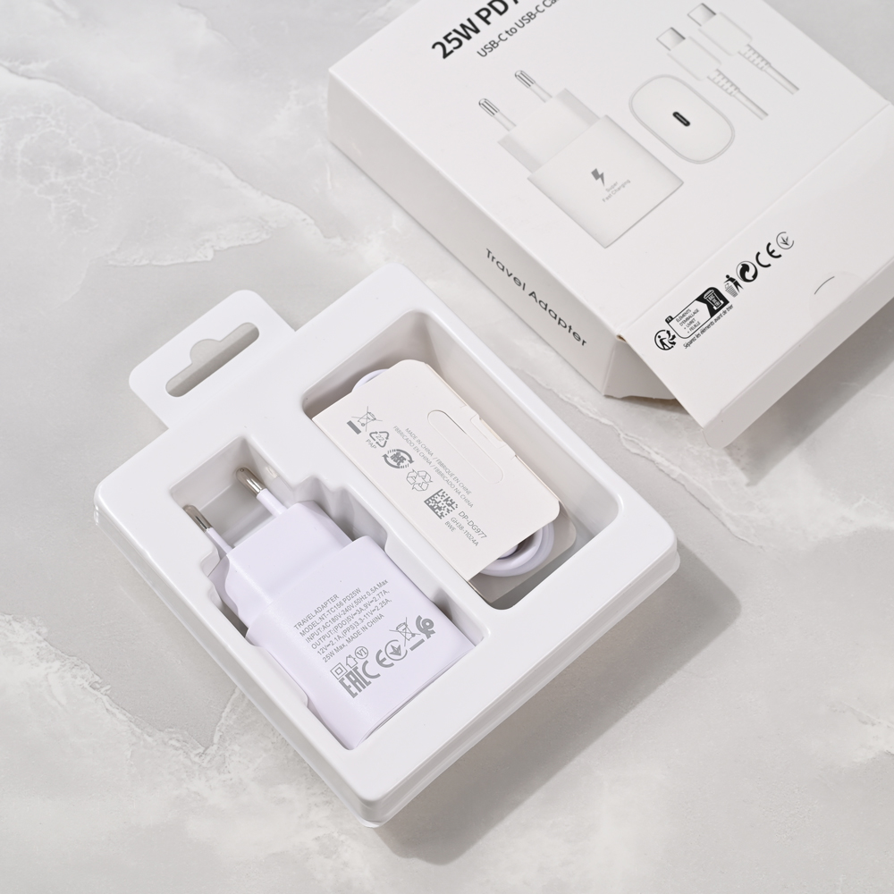 Kucni punjac PD Fast charger 25W za Samsung sa PD Type C kablom CE beli