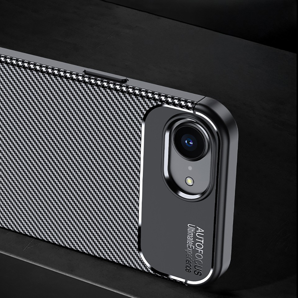 Torbica Defender Carbon za iPhone 16e/17e 6.1 crna