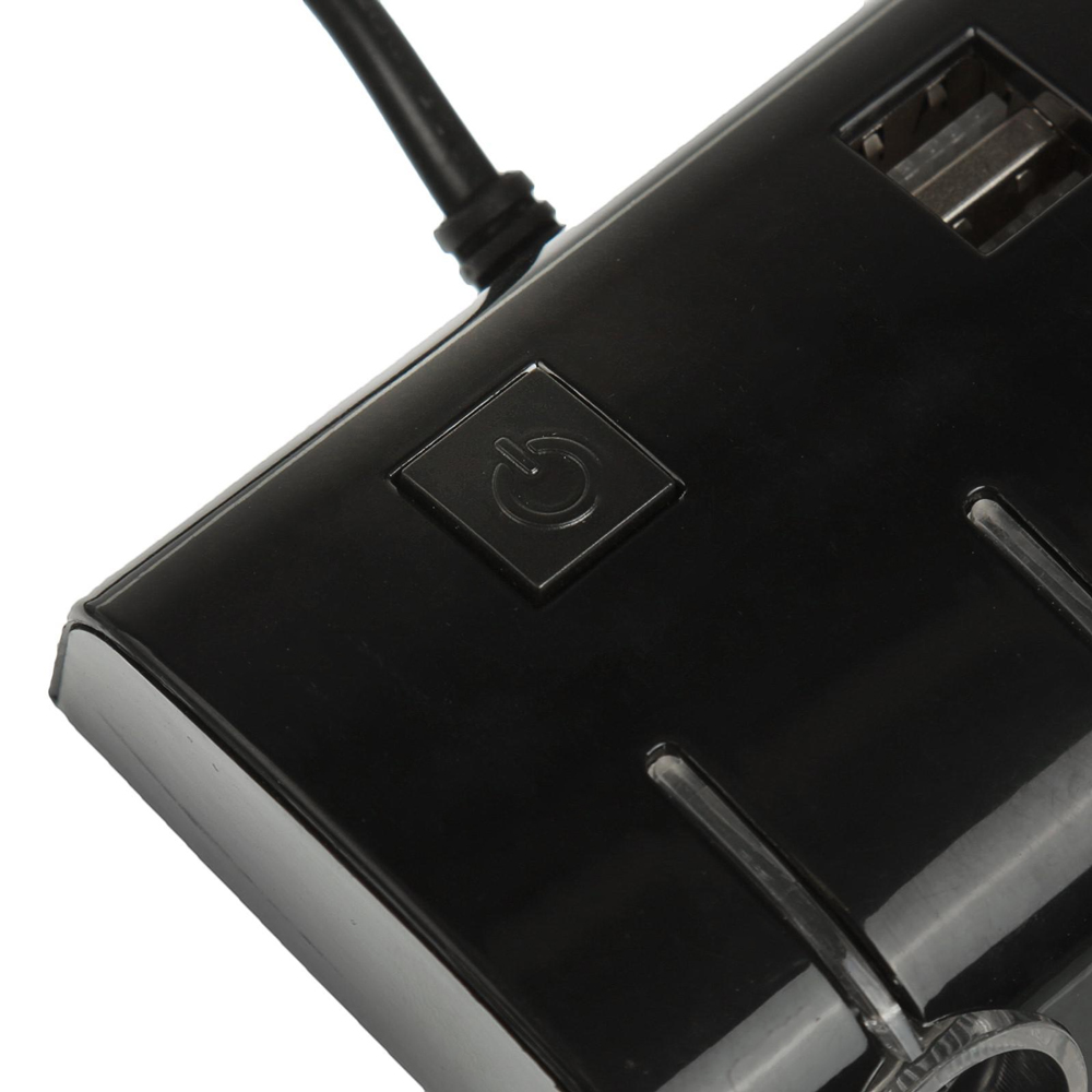 Adapter JWD uticnica za auto 1 na 3