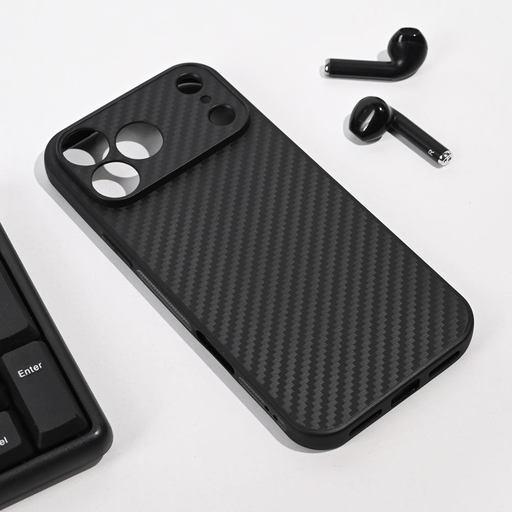 Torbica Carbon fiber za iPhone 17 Pro Max 6.9 crna