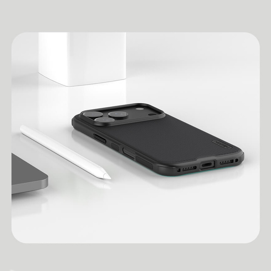 Torbica Nillkin Scrub Pro za iPhone 17 Pro 6.3 crna
