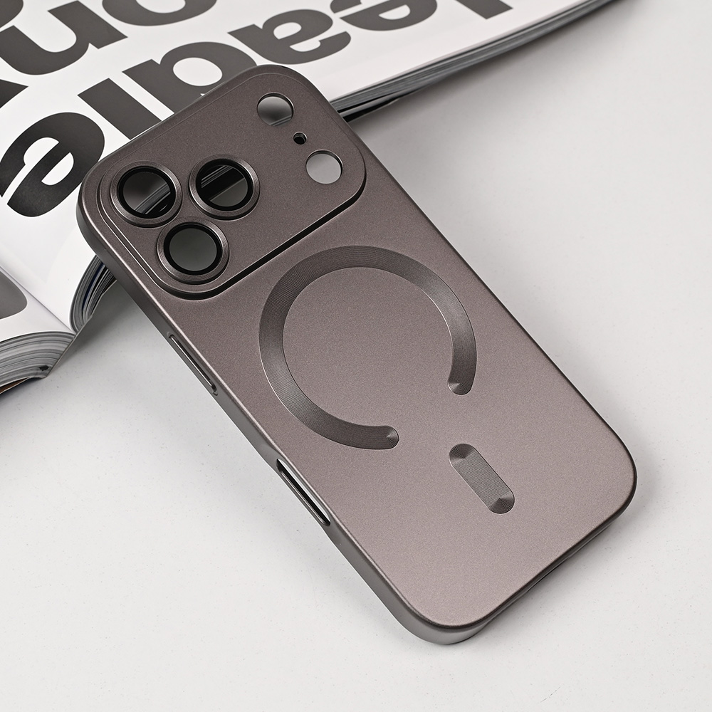 Torbica Magsafe Chrome za iPhone 17 Pro 6.3 siva