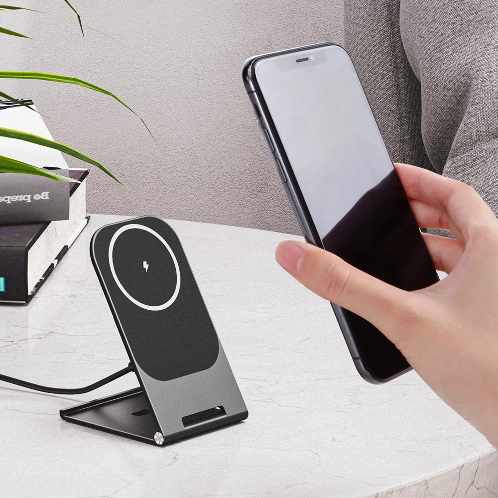 Kucni punjac Wireless 15W crni