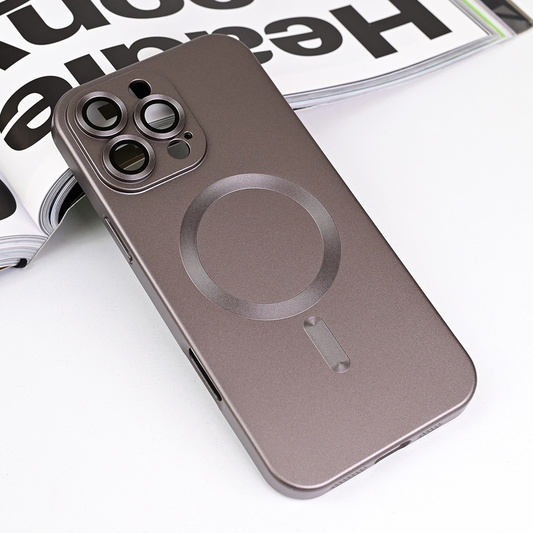 Torbica Magsafe Chrome za iPhone 16 Pro Max 6.9 siva