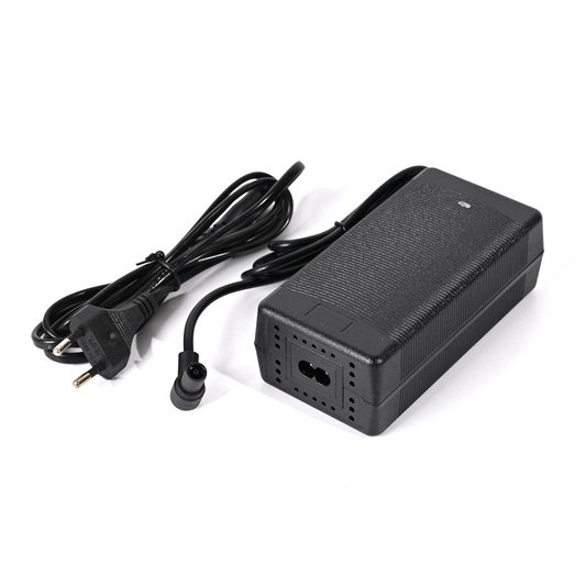 Punjac za elektricni trotinet Xiaomi M365 Mi4 Ultra/4 Pro 2nd gen 53.6V 2A
