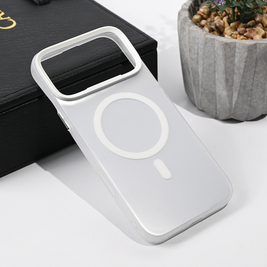 Torbica Magsafe Clear za iPhone 17 Pro Max srebrna