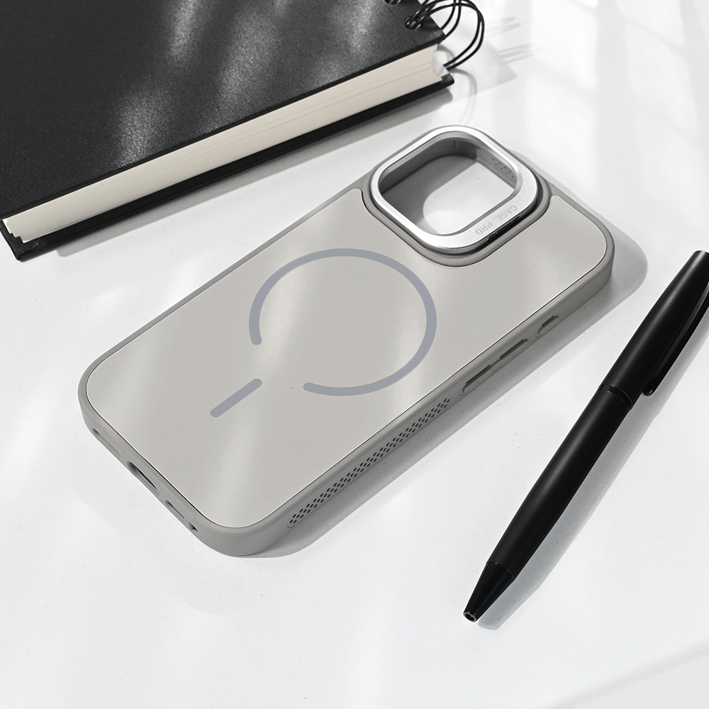 Torbica Magsafe Matte Shield za iPhone 17 6.3 siva