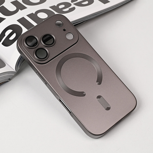 Torbica Magsafe Chrome za iPhone 17 Pro 6.3 siva